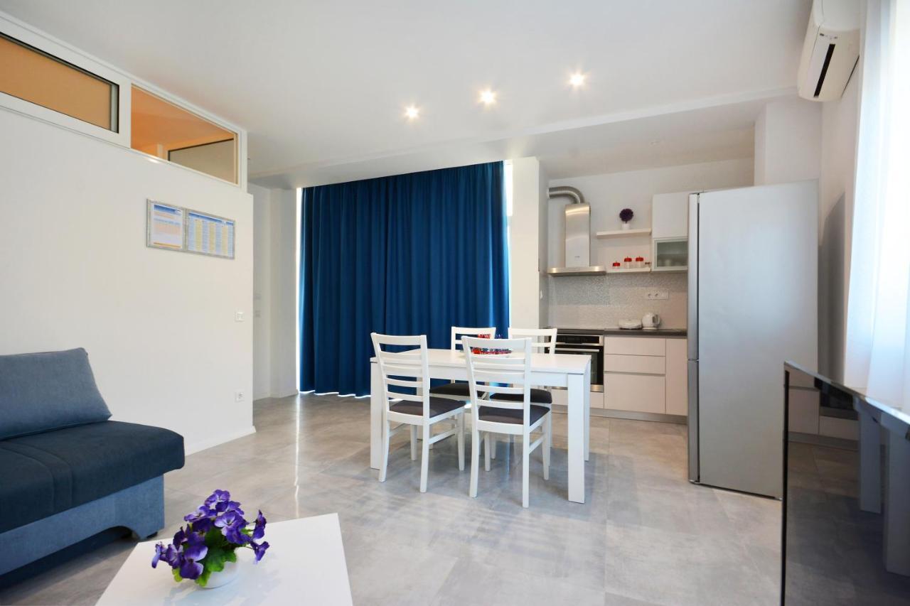 Seas The Day Apartments Podstrana Exteriér fotografie